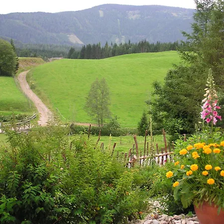 Urlaub Am Bio-bauernhof Liebchen * Zeutschach